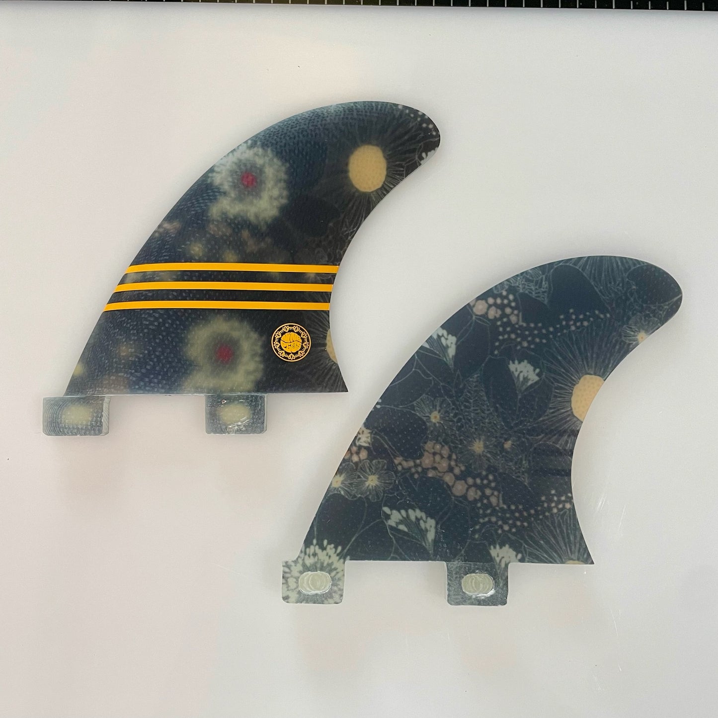 Nineplus Holding Pattern Side Bites | 4" | FCS Florals